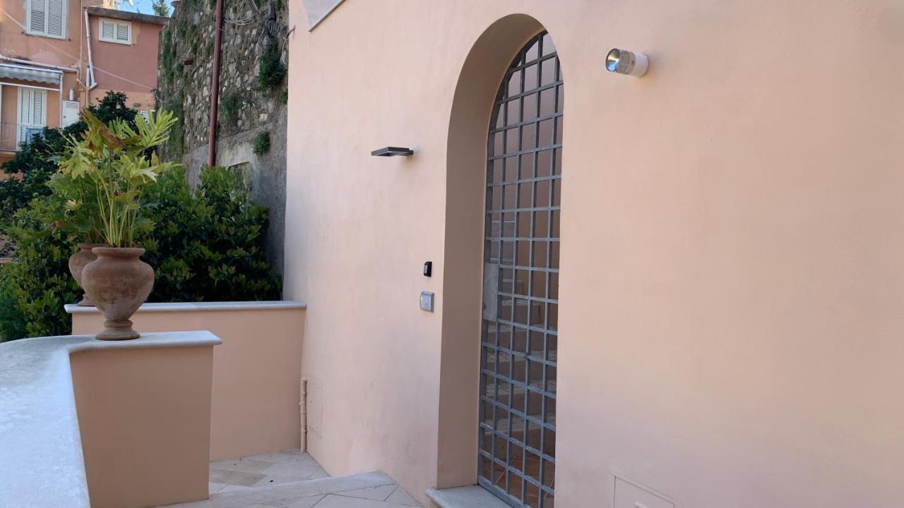 Dimora Del Leone Gaeta Bed & Breakfast Dış mekan fotoğraf